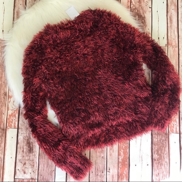 Urban Outfitters Sweater Pullover XS Red NWT - Picture 4 of 8